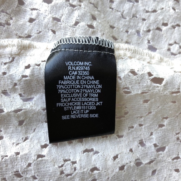 🎉HOST Pick! Volcom Cut-Out Back Lace Jacket - Picture 9 of 12